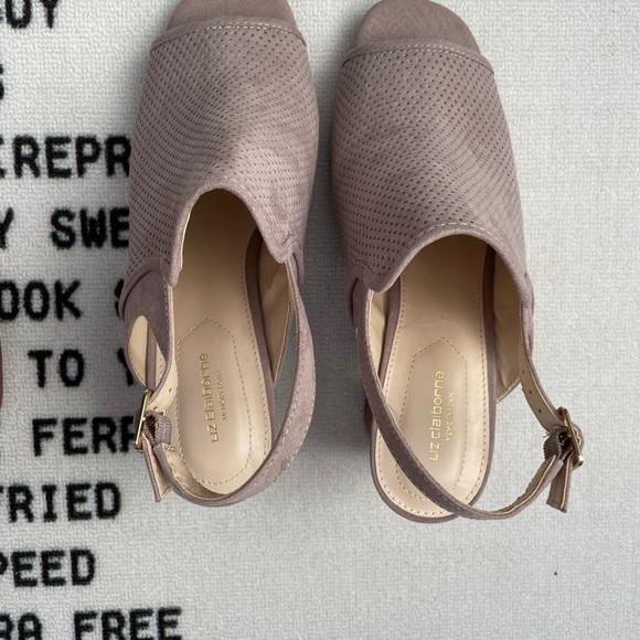 Women’s Liz Claiborne Shoes - Picture 3 of 5